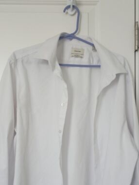 Calvin Klein White Men's Classic Button-Down Dress Shirt